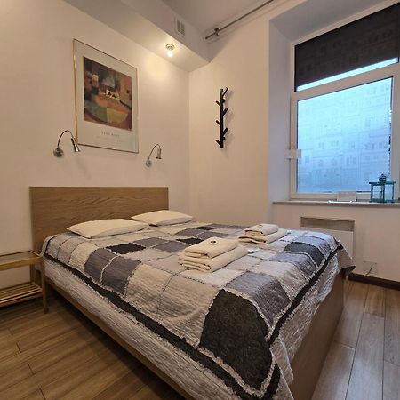 Apartamenty Centrum Пётркув-Трыбунальский Экстерьер фото